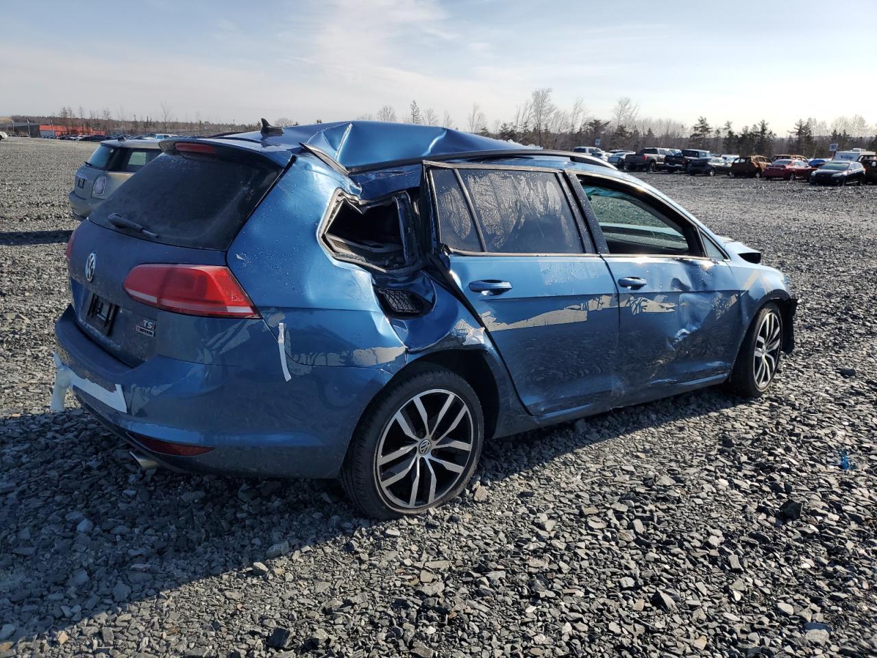 2017 VOLKSWAGEN GOLF
