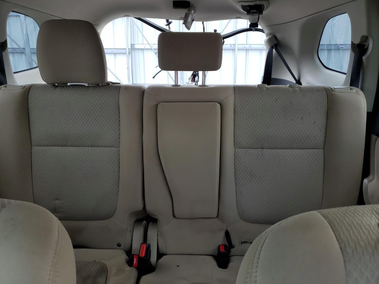 2016 MITSUBISHI outlander