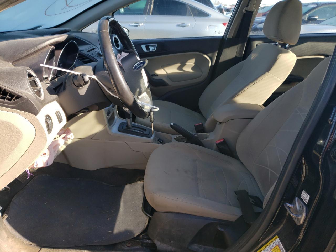 2014 FORD Fiesta