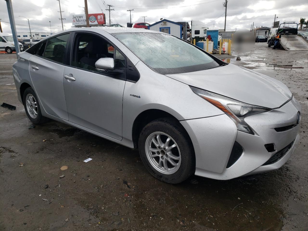 2017 TOYOTA PRIUS