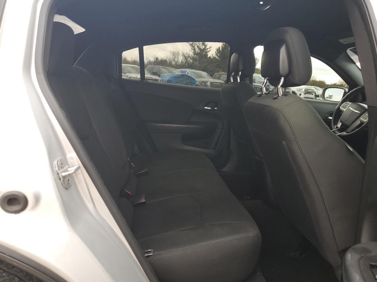 2012 CHRYSLER 200