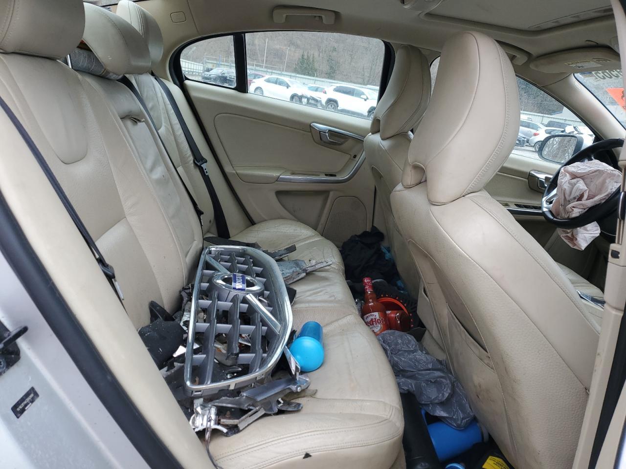 2012 VOLVO S60