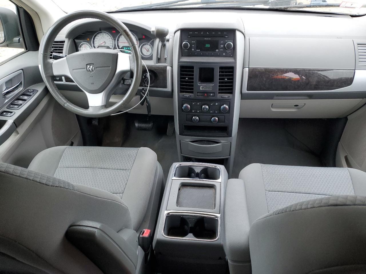 2010 DODGE GRAND CARAVAN