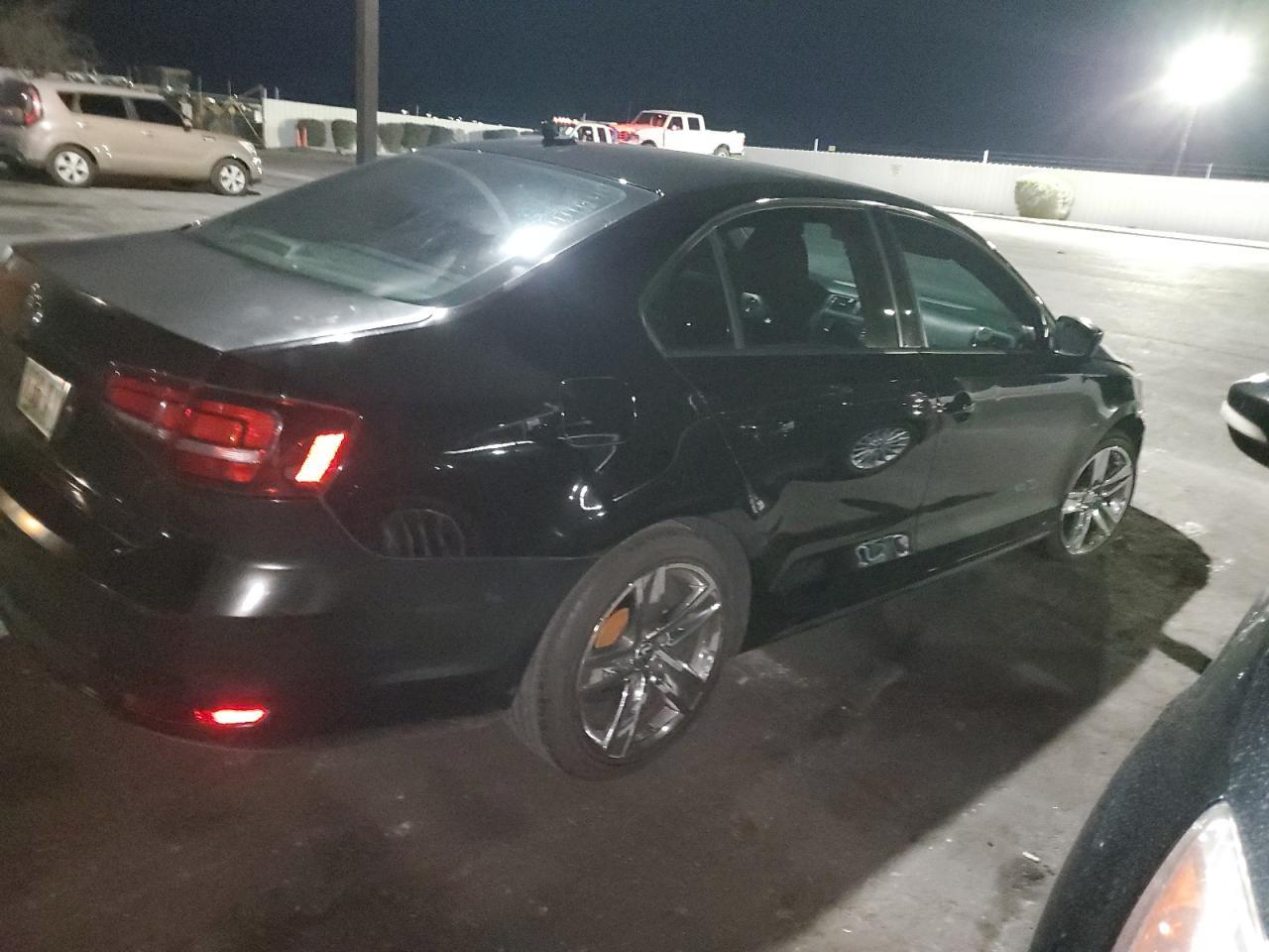 2016 VOLKSWAGEN JETTA