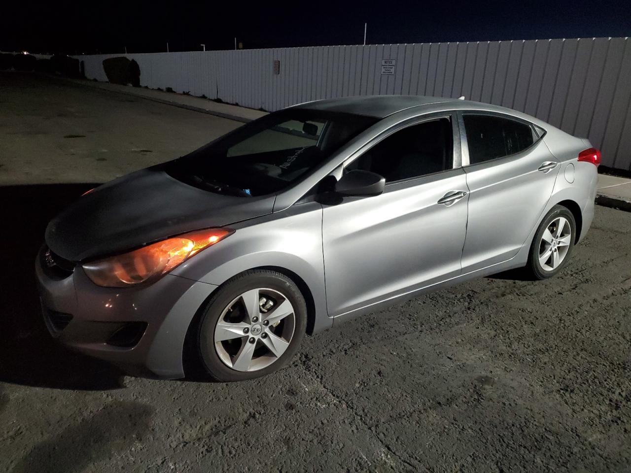 2011 HYUNDAI ELANTRA
