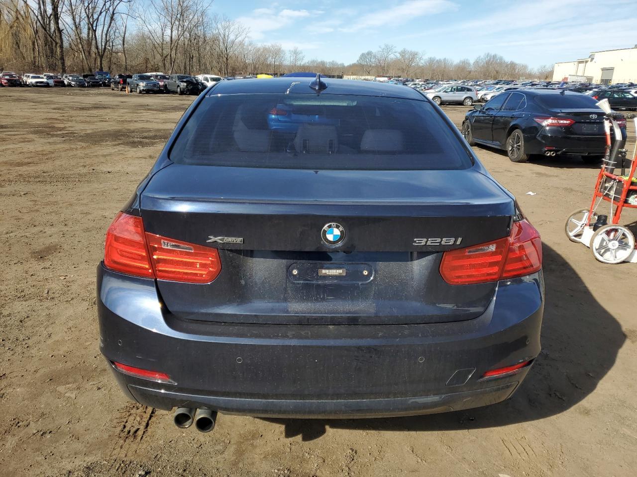 2013 BMW 3 SERIES