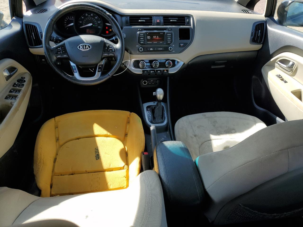 2013 KIA RIO
