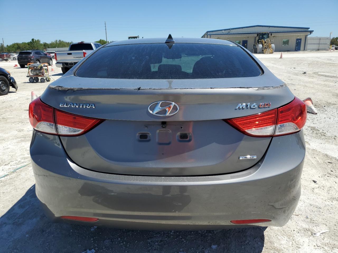 2011 HYUNDAI ELANTRA