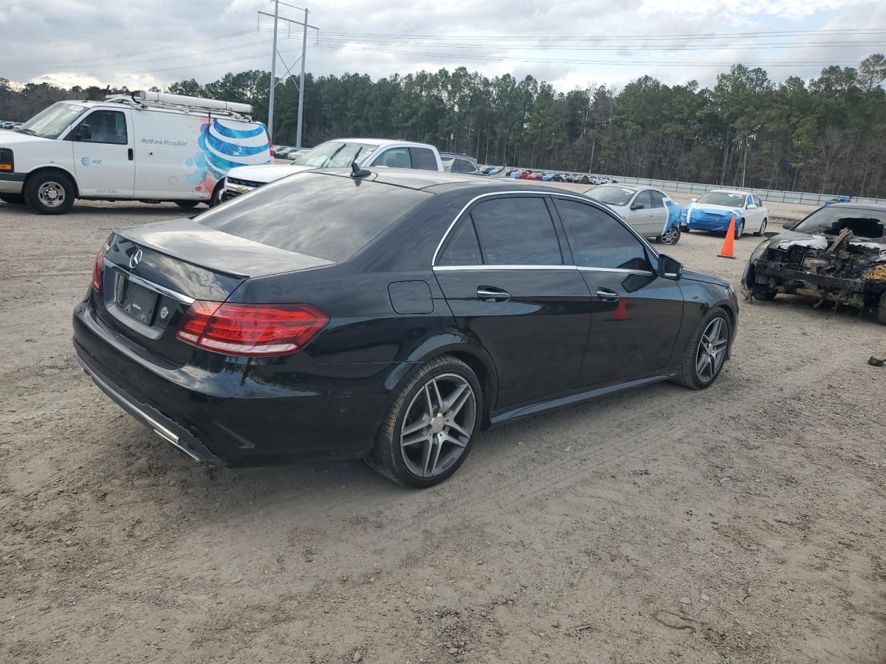 2016 MERCEDES-BENZ E-Class