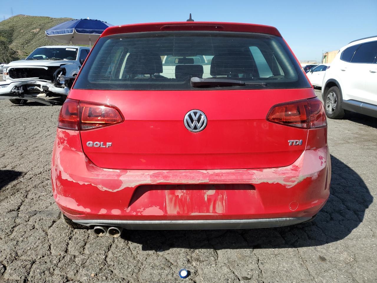 2015 VOLKSWAGEN GOLF