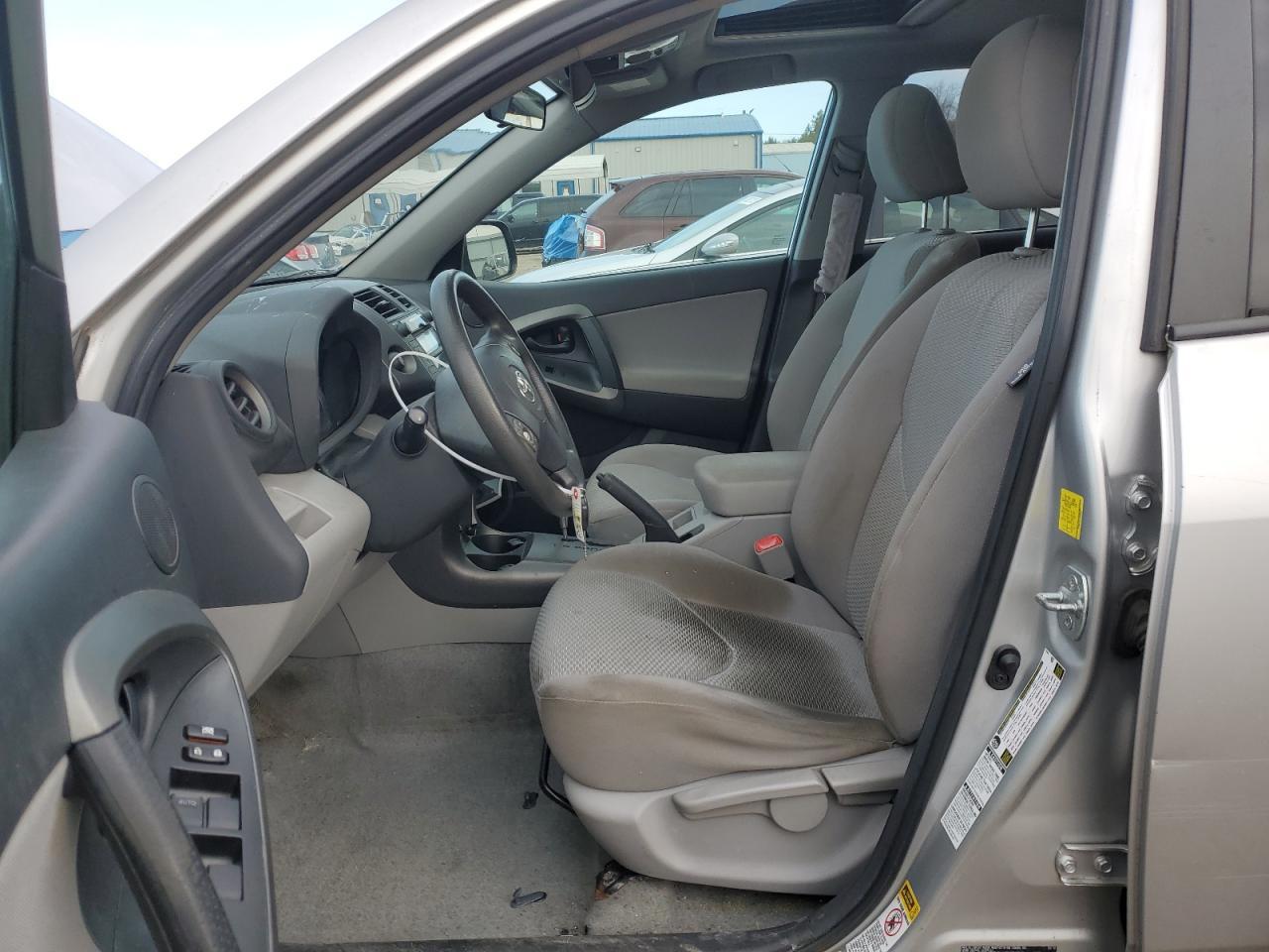 2011 TOYOTA RAV4