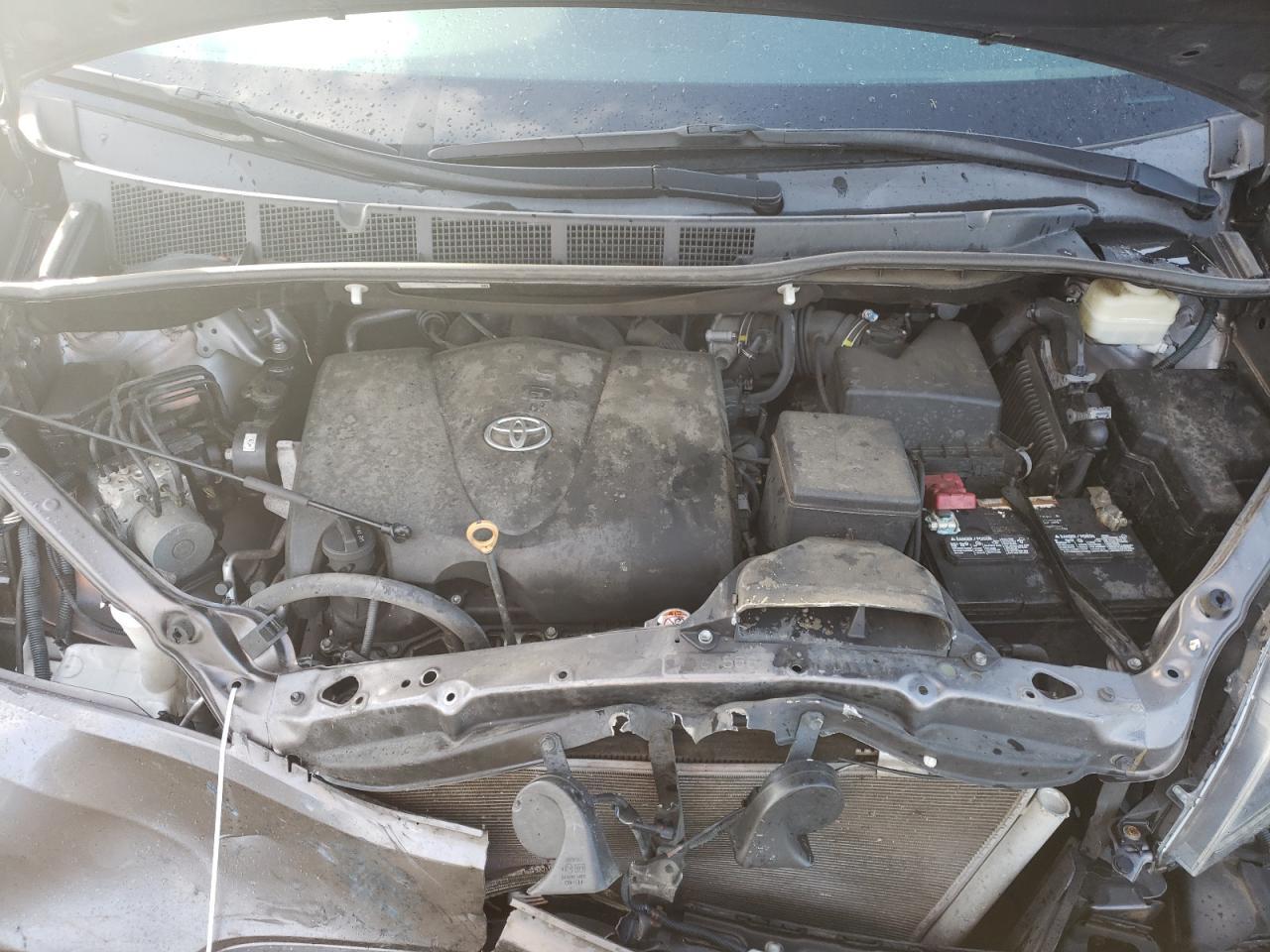 2017 TOYOTA SIENNA