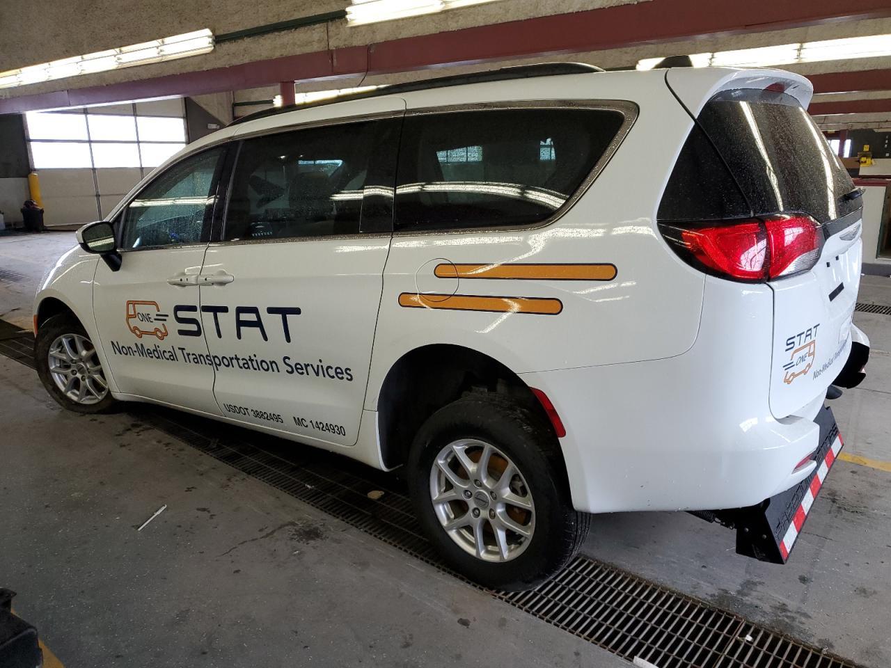 2021 CHRYSLER Voyager