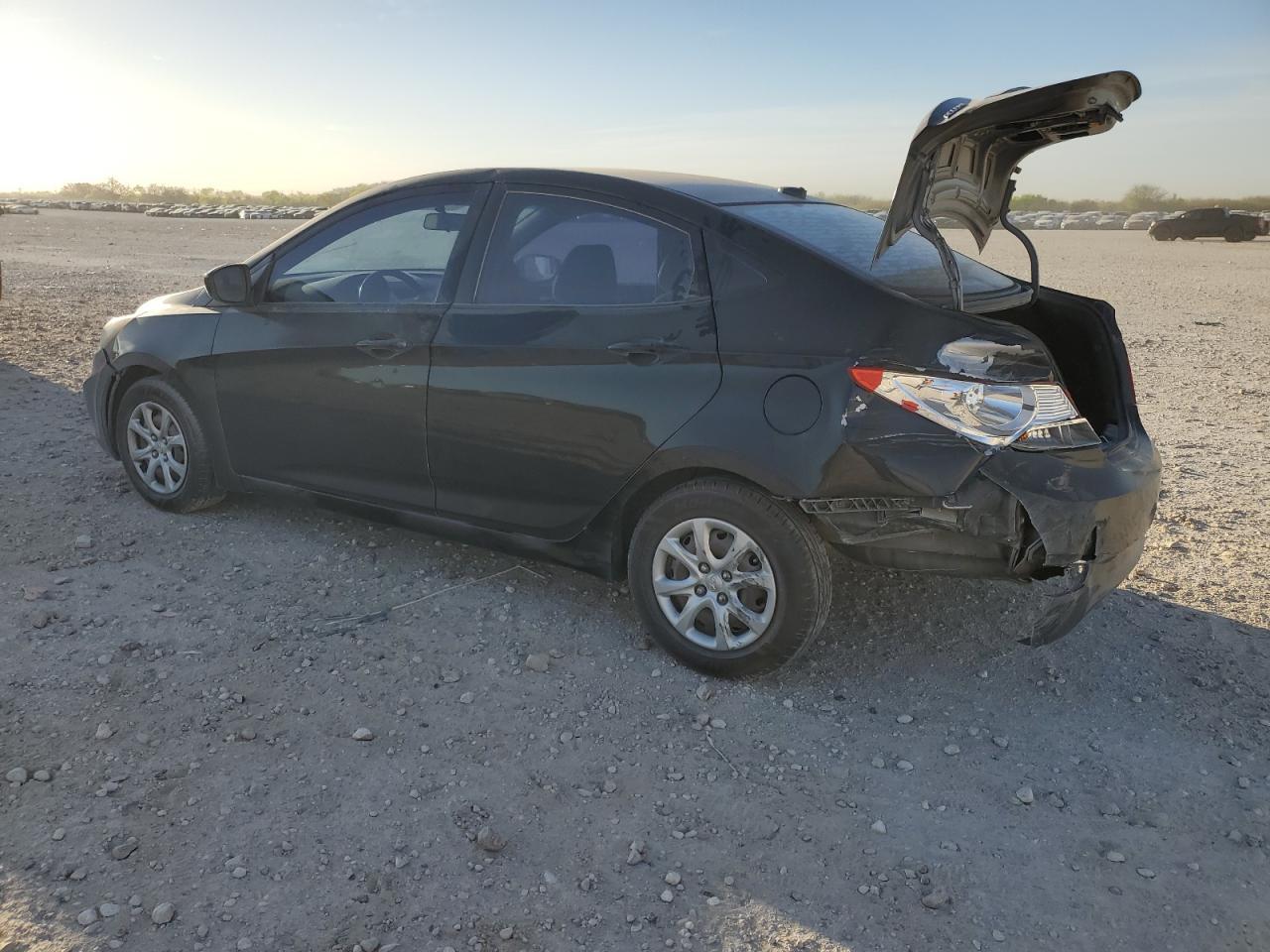 2013 HYUNDAI ACCENT