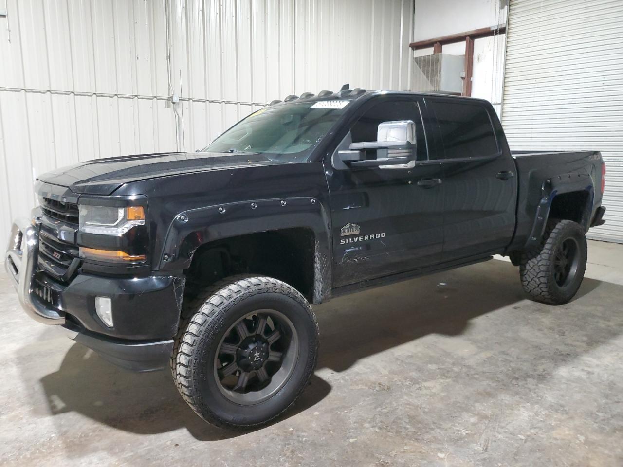 2017 CHEVROLET Silverado