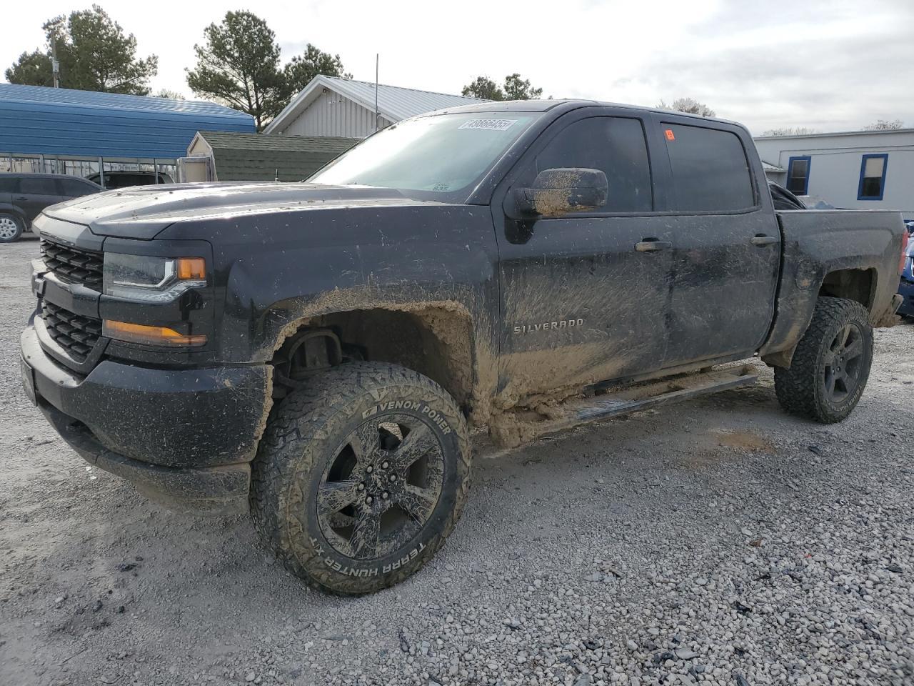 2018 CHEVROLET Silverado