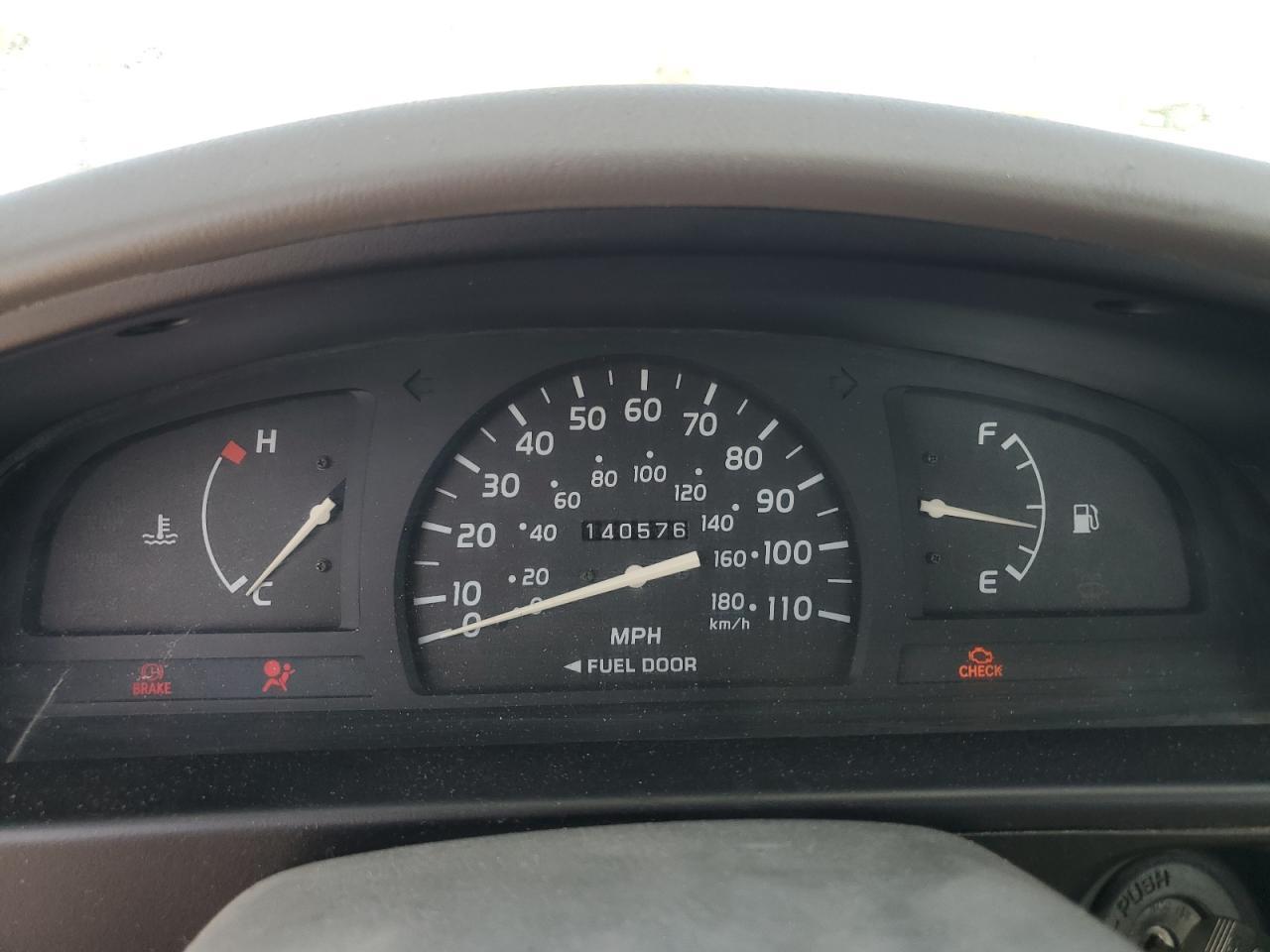 2004 TOYOTA TACOMA