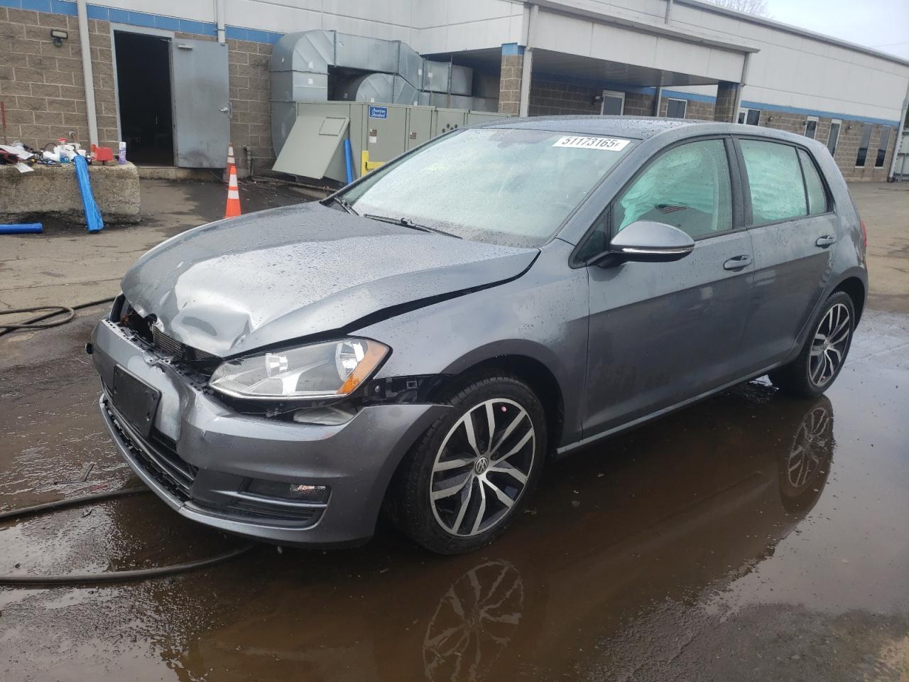 2017 VOLKSWAGEN GOLF