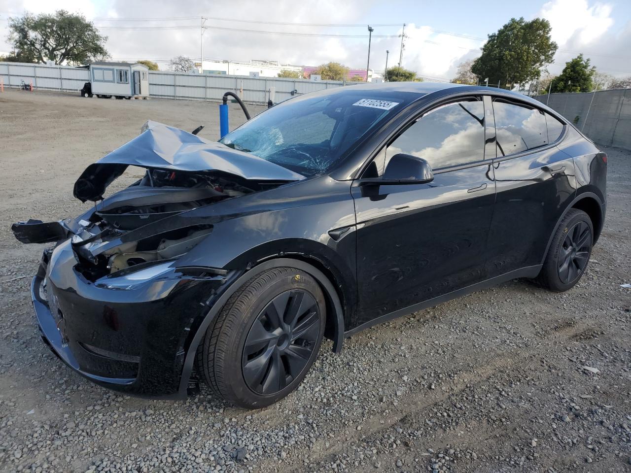 2024 TESLA MODEL Y