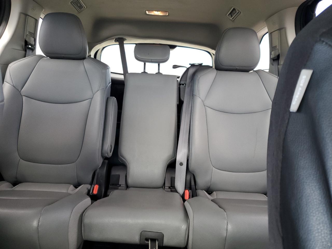 2023 TOYOTA SIENNA