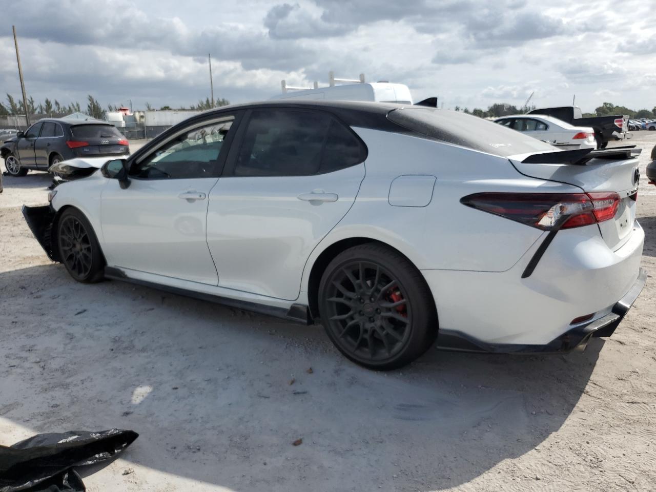 2022 TOYOTA CAMRY