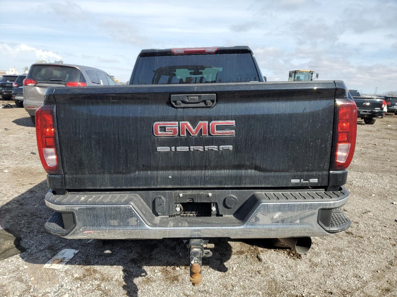 2023 GMC Sierra