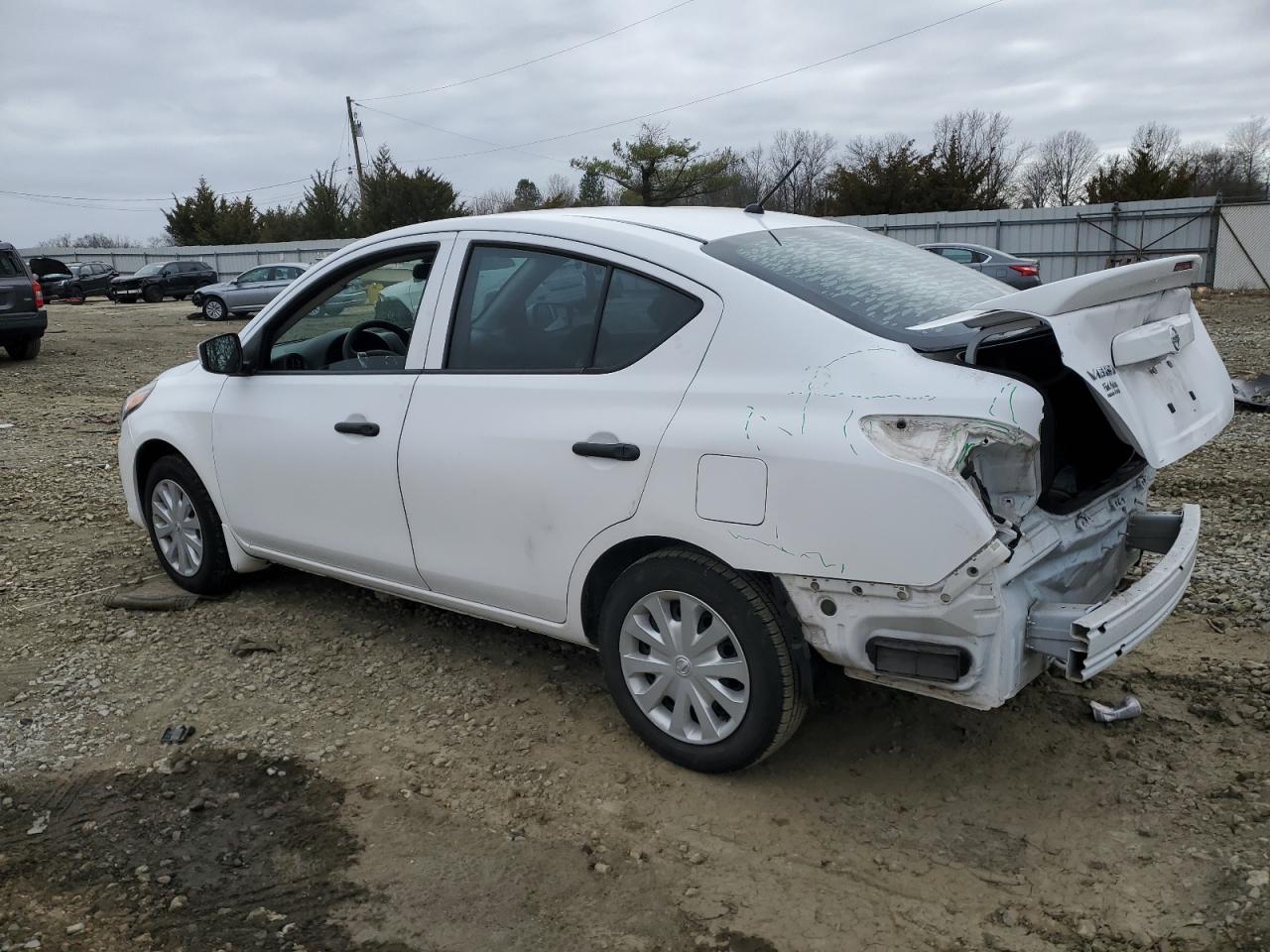 2017 NISSAN VERSA
