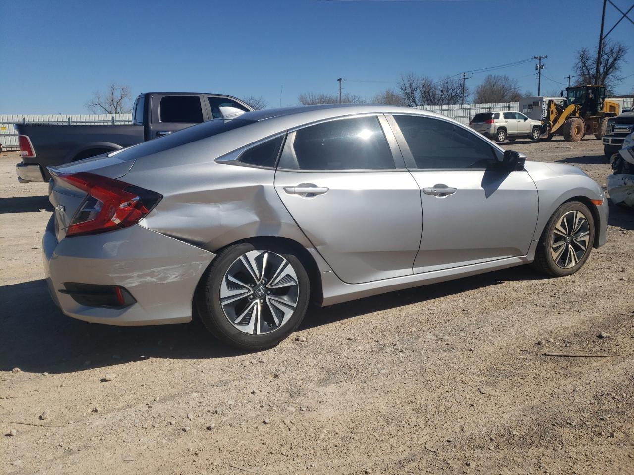 2018 HONDA CIVIC