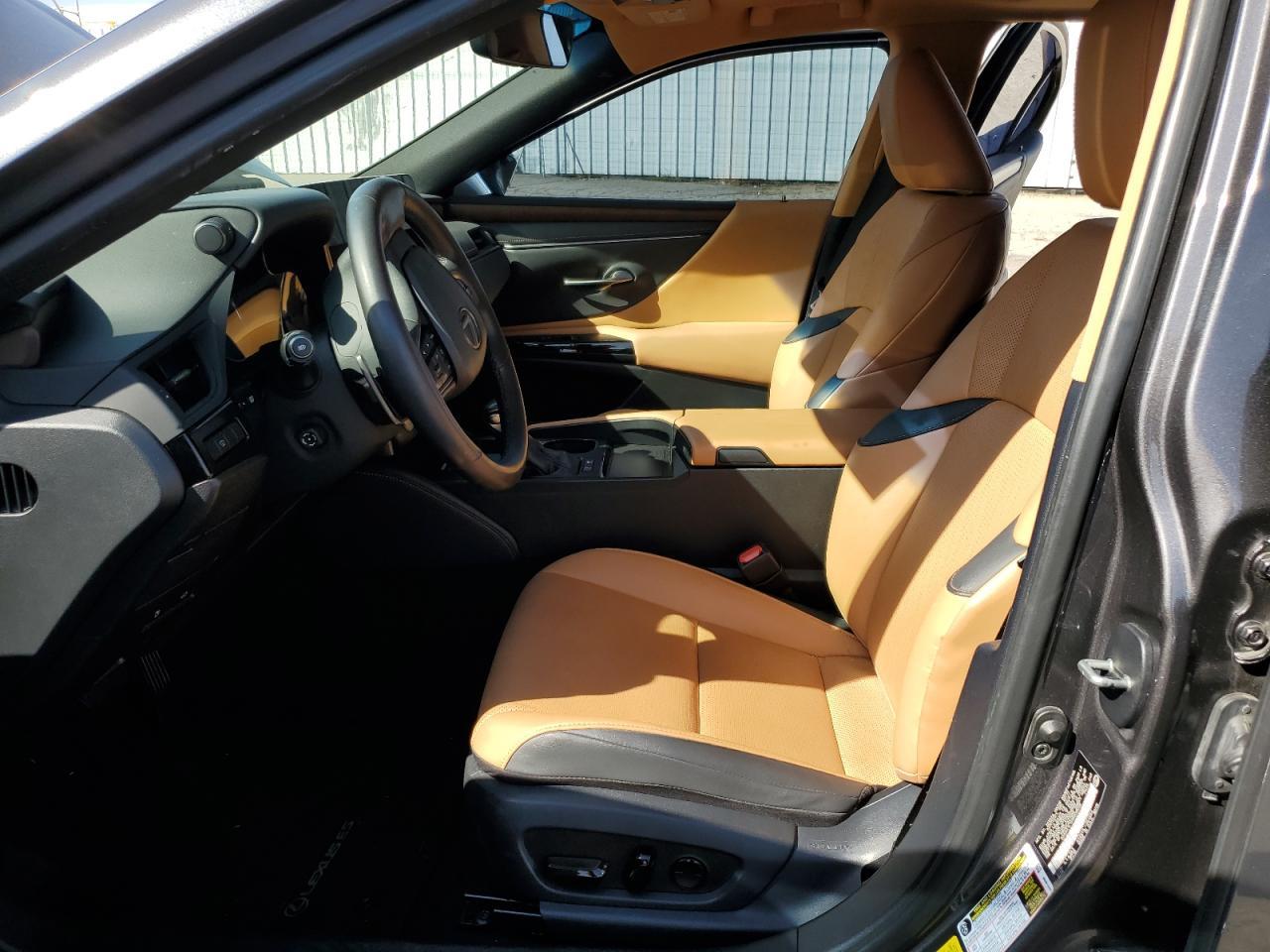 2024 LEXUS Es 300