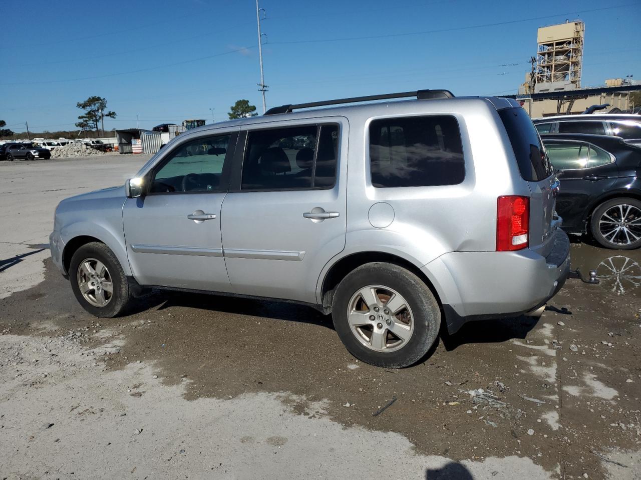 2011 HONDA PILOT