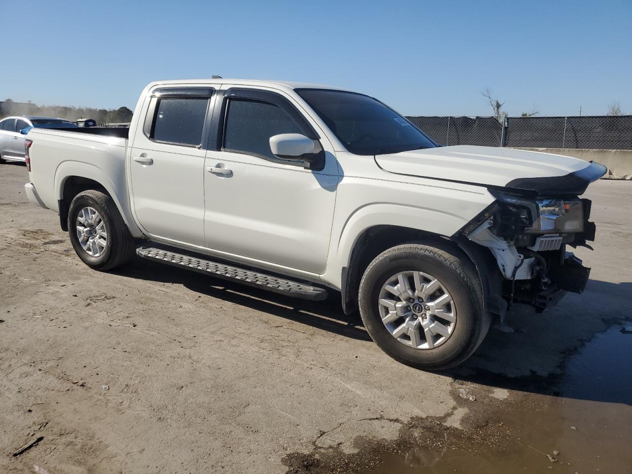 2022 NISSAN Frontier
