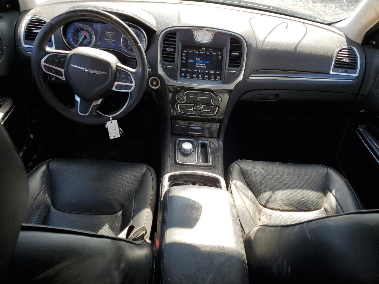 2018 CHRYSLER 300