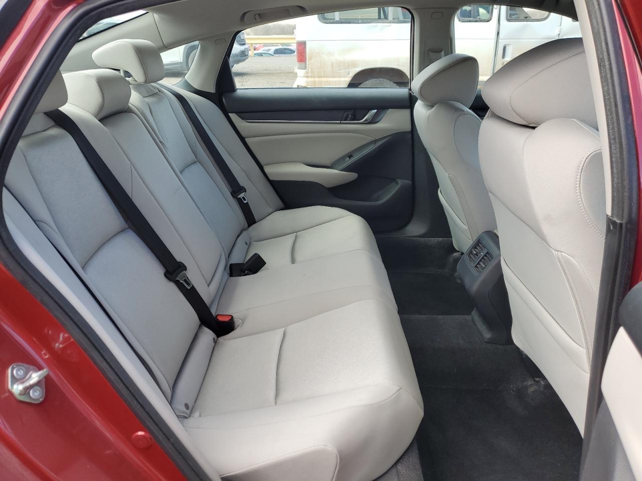 2018 HONDA ACCORD