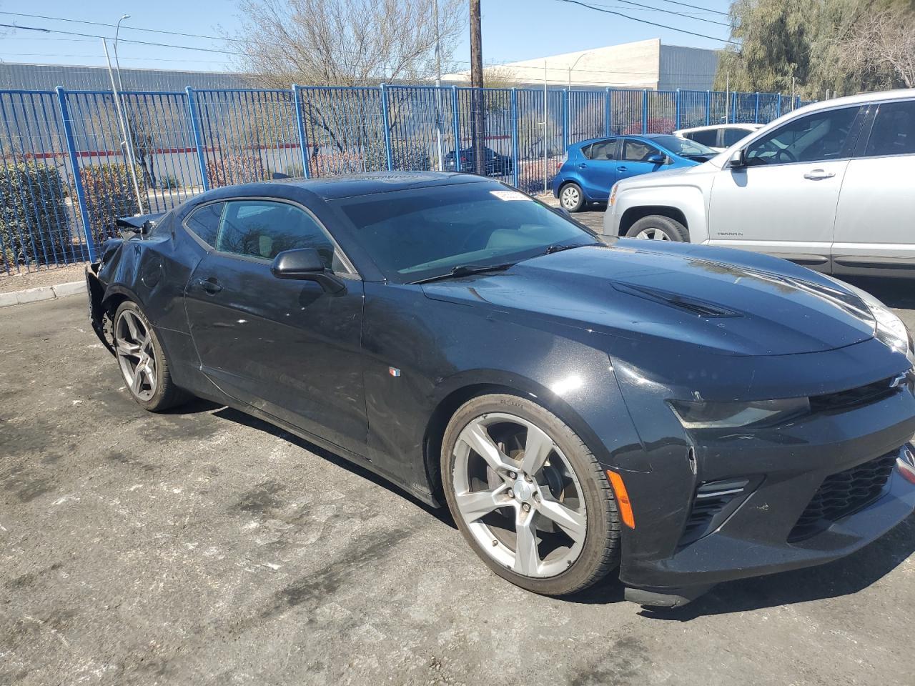 2017 CHEVROLET Camaro