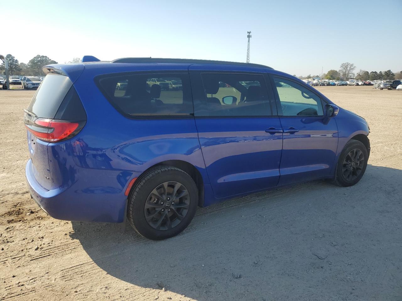 2021 CHRYSLER Pacifica