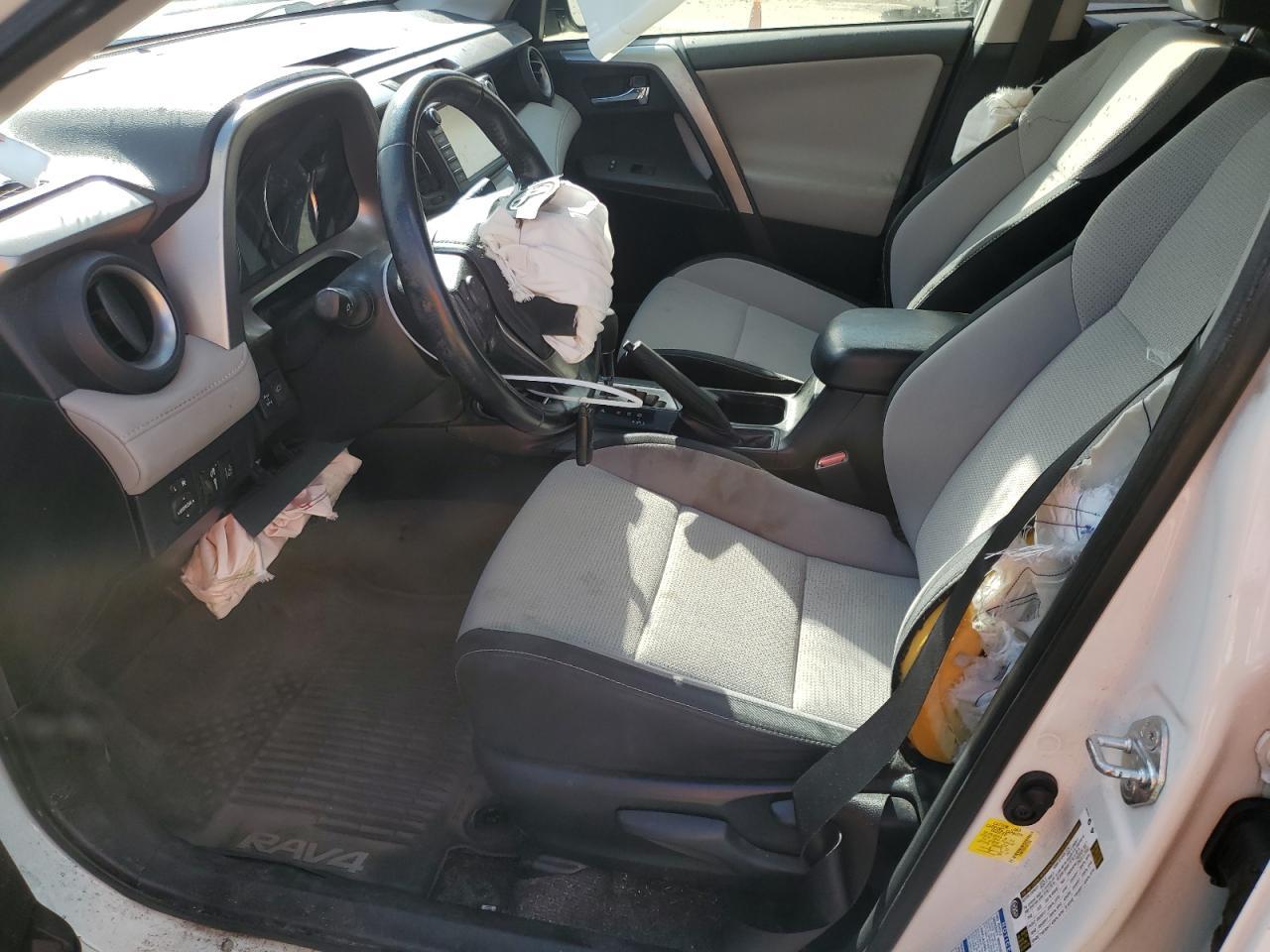 2016 TOYOTA RAV4