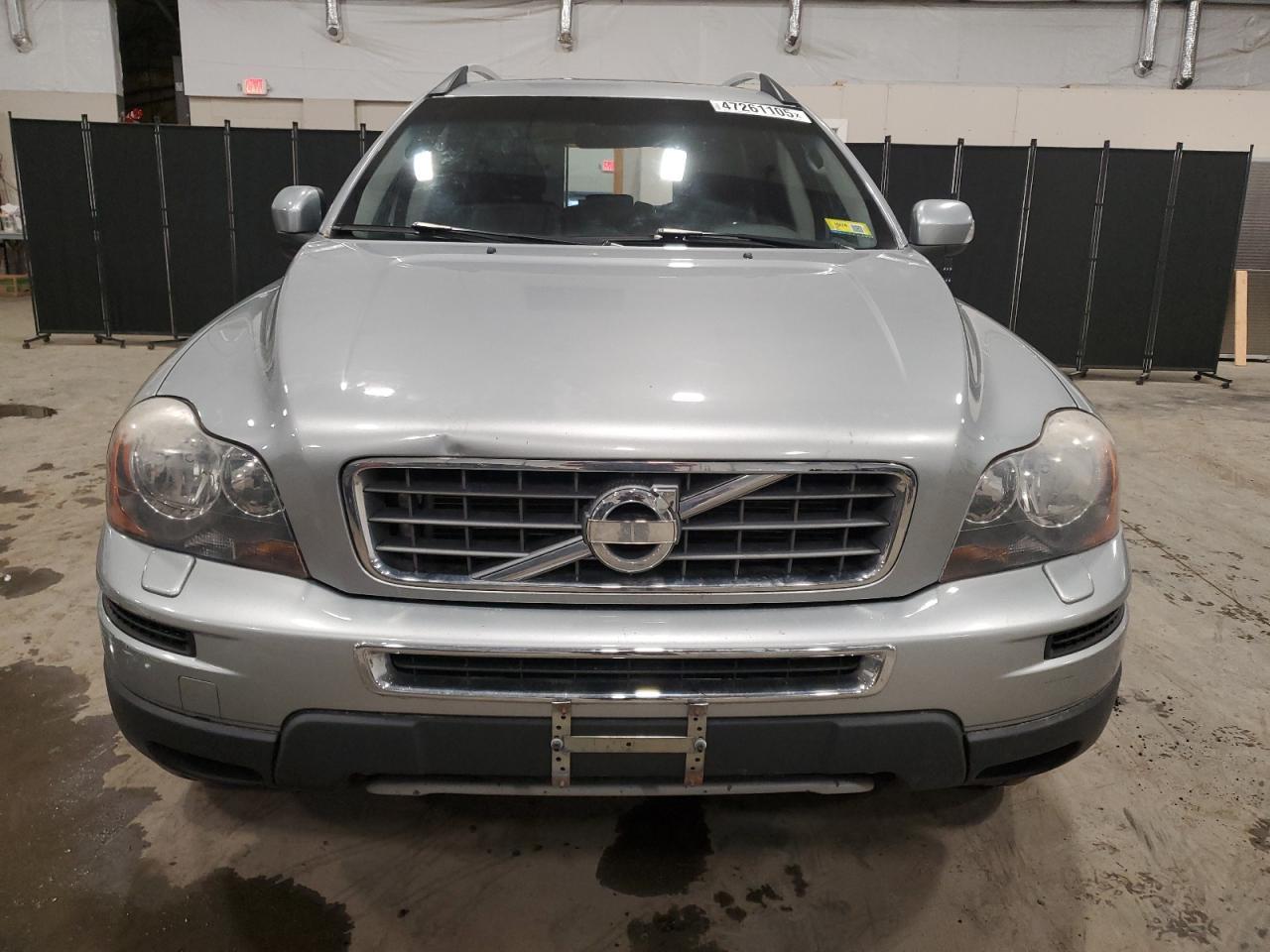 2011 VOLVO XC90