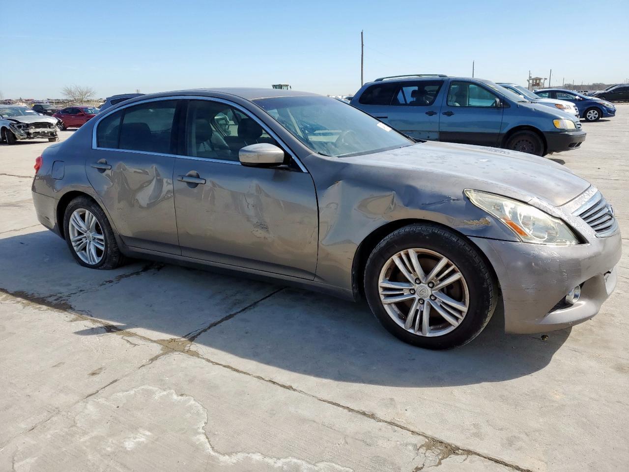 2012 INFINITI G37