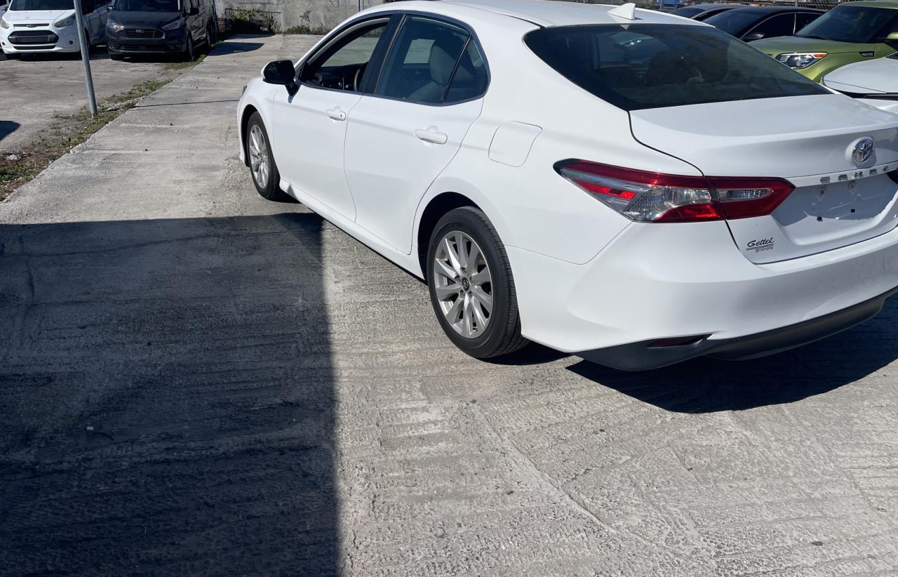 2019 TOYOTA CAMRY