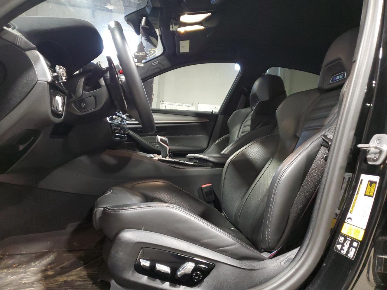 2023 BMW M5