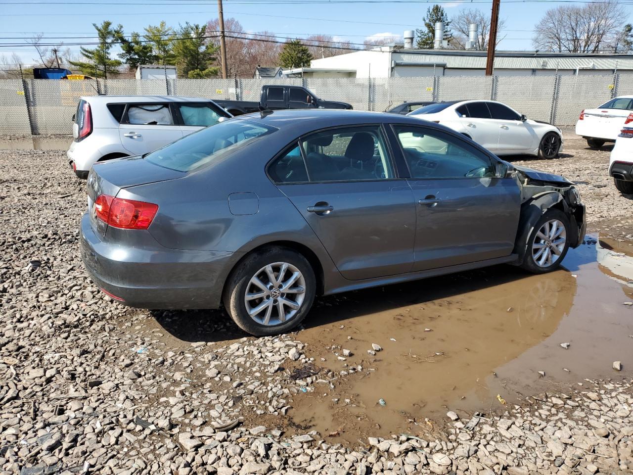 2012 VOLKSWAGEN JETTA
