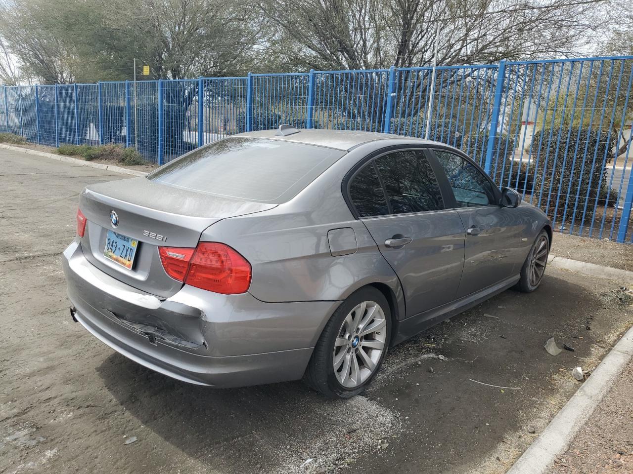 2011 BMW 3 SERIES