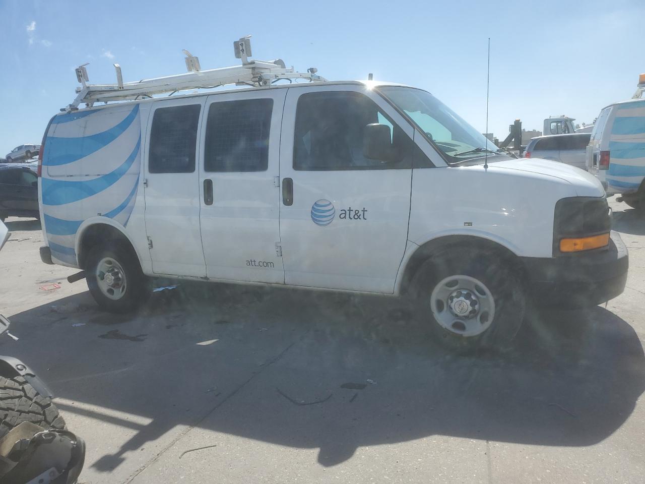 2013 CHEVROLET EXPRESS 2500