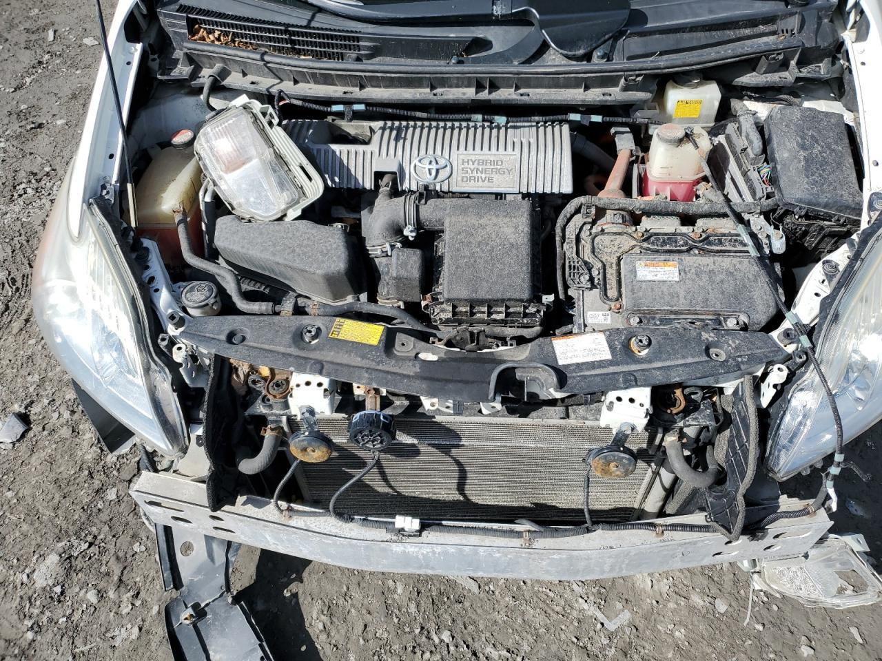 2015 TOYOTA PRIUS