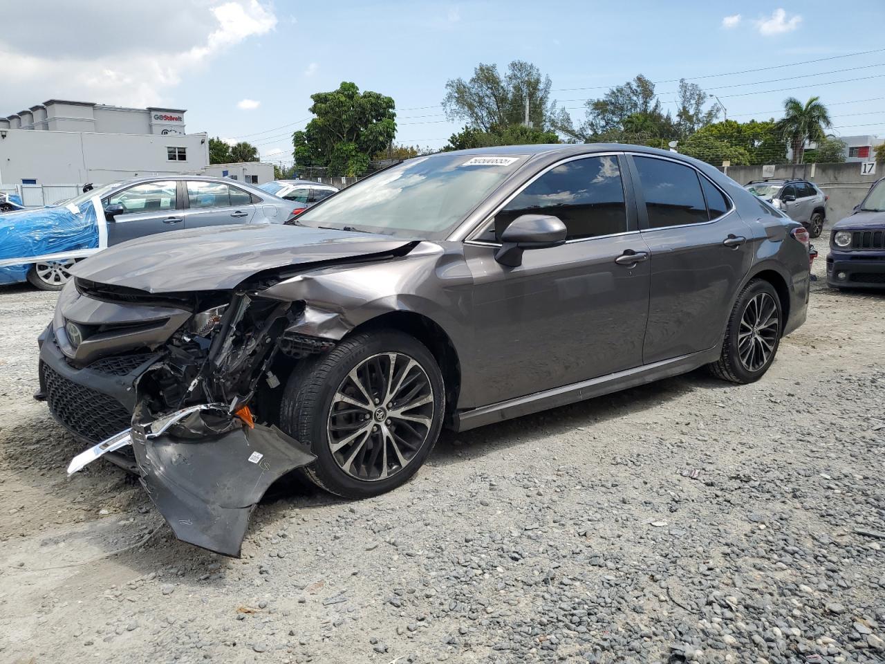 2018 TOYOTA CAMRY