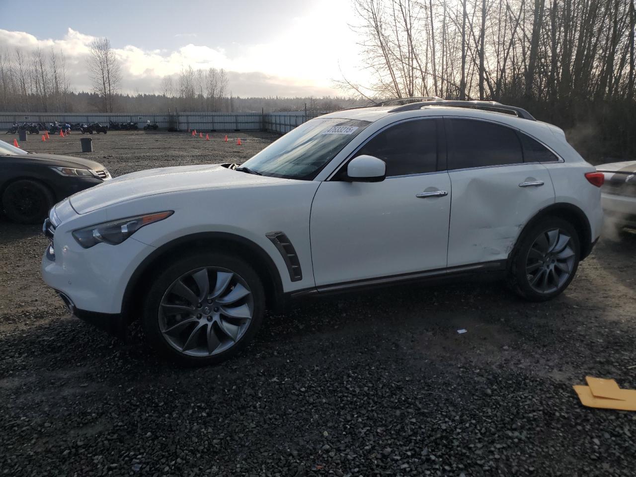 2013 INFINITI FX37