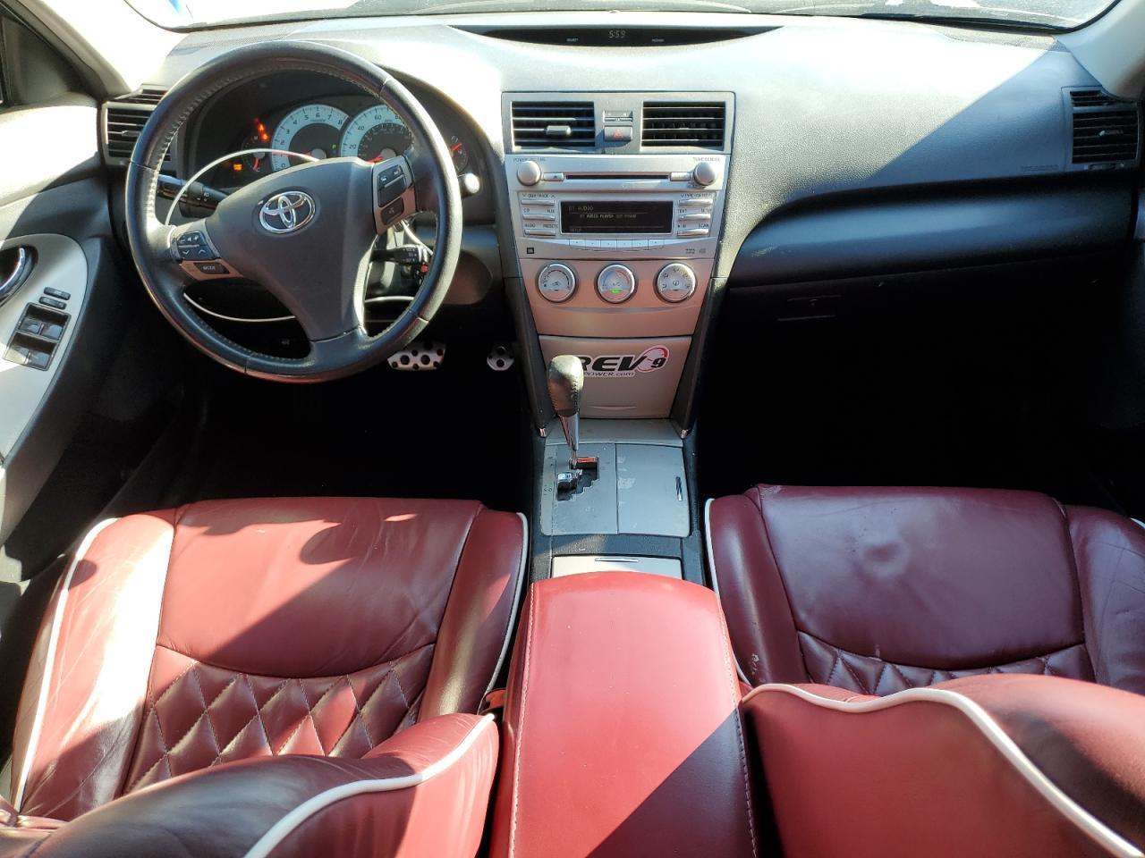 2011 TOYOTA CAMRY