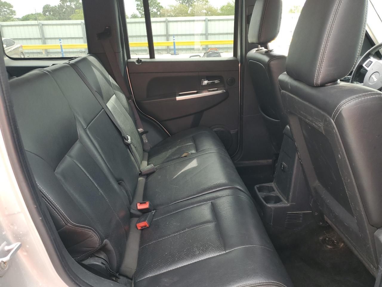2009 JEEP Liberty