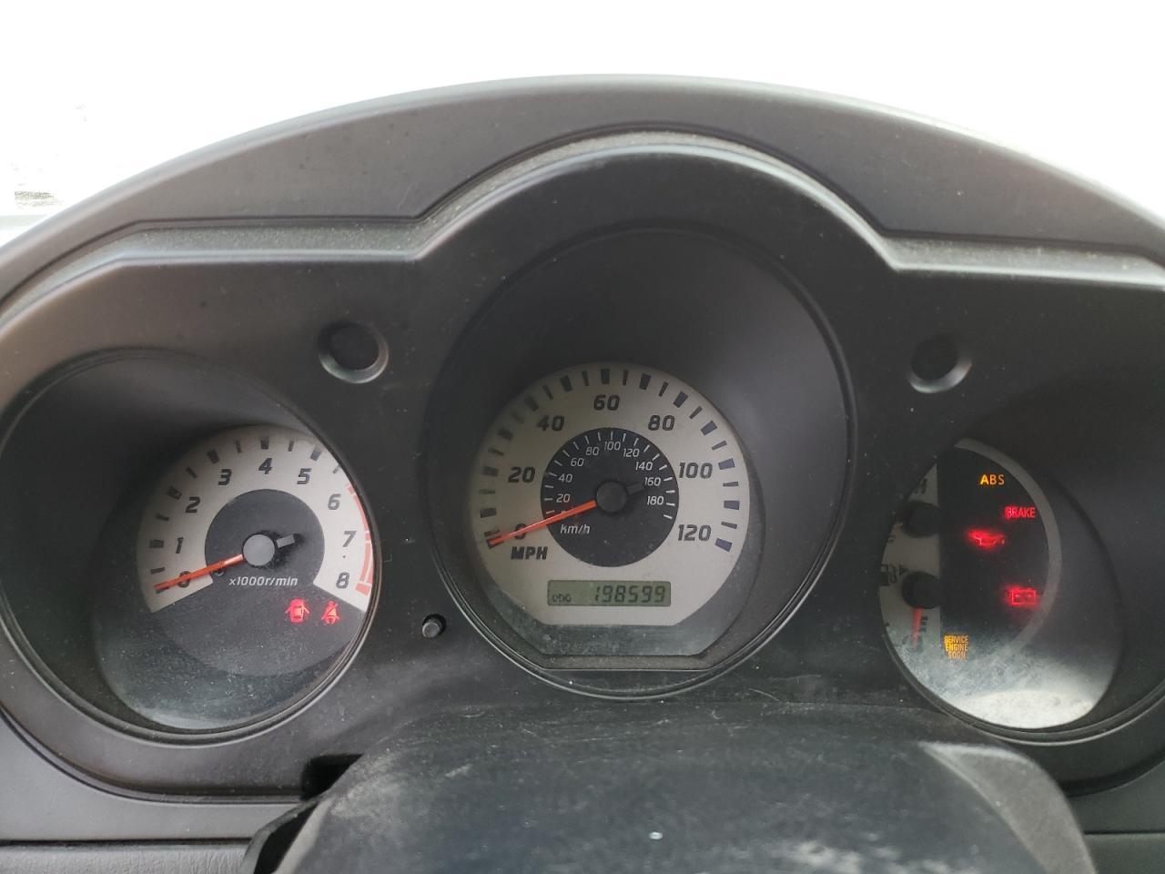 2004 NISSAN Frontier