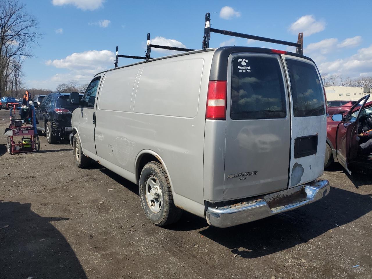 2006 CHEVROLET EXPRESS 2500